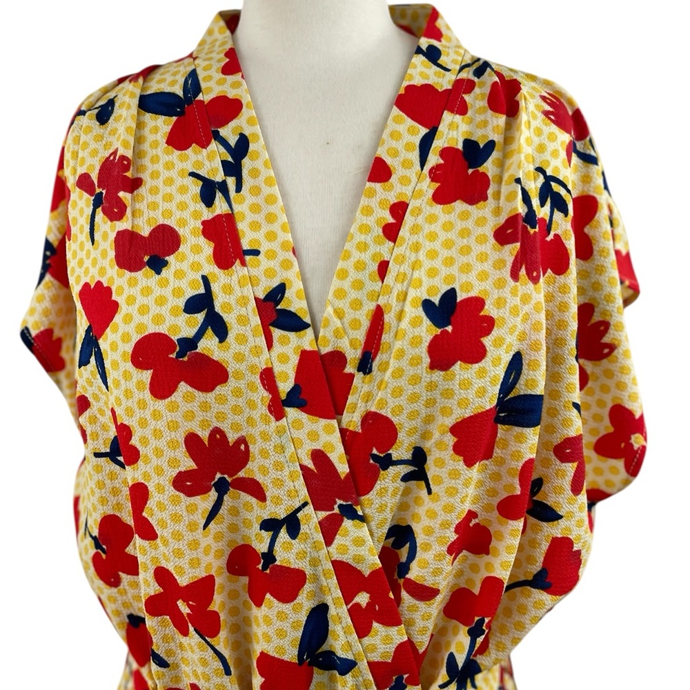 Torrid Loralette Vibrant Floral Wrap Dress with Belt, Size 14/16 - Picture 3 of 9
